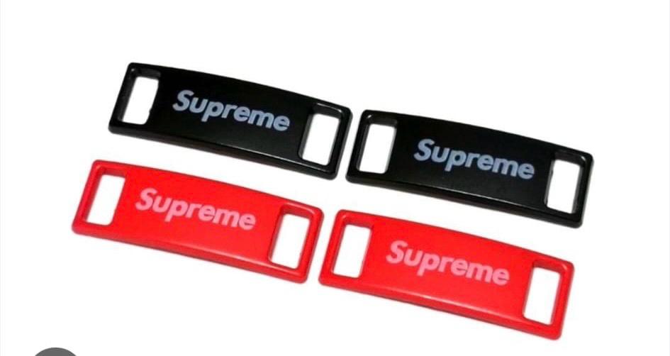 Charmuri pentru șireturi – stil Supreme, roșu & negru